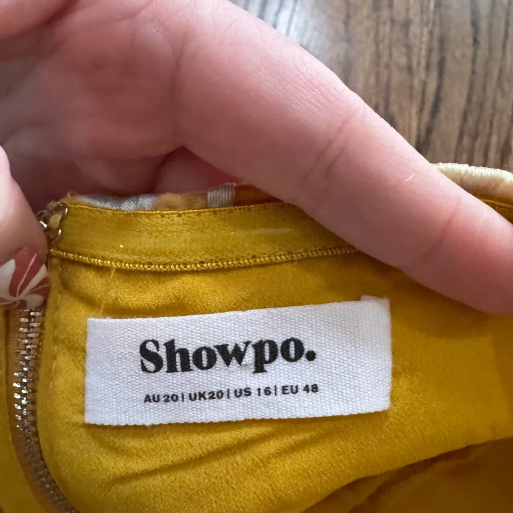 Showpo Strapless Corset Mini dress 16
Blue Gold Floral Metallic Brocade jacquard - Image 4