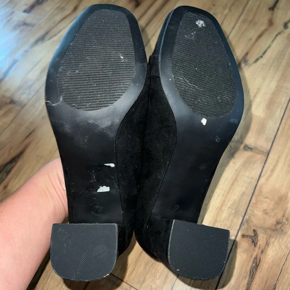 black chunk heels - Image 7