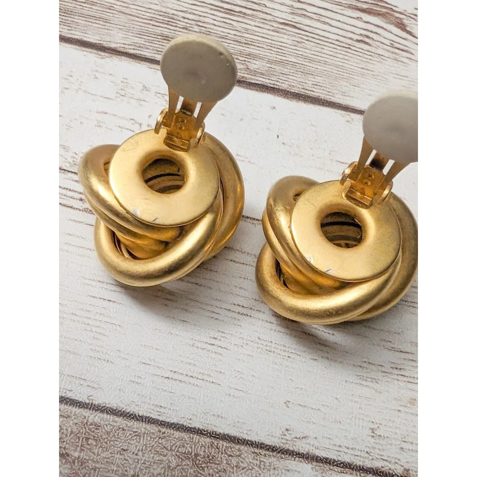 Vintage Clip On Earrings - Image 6