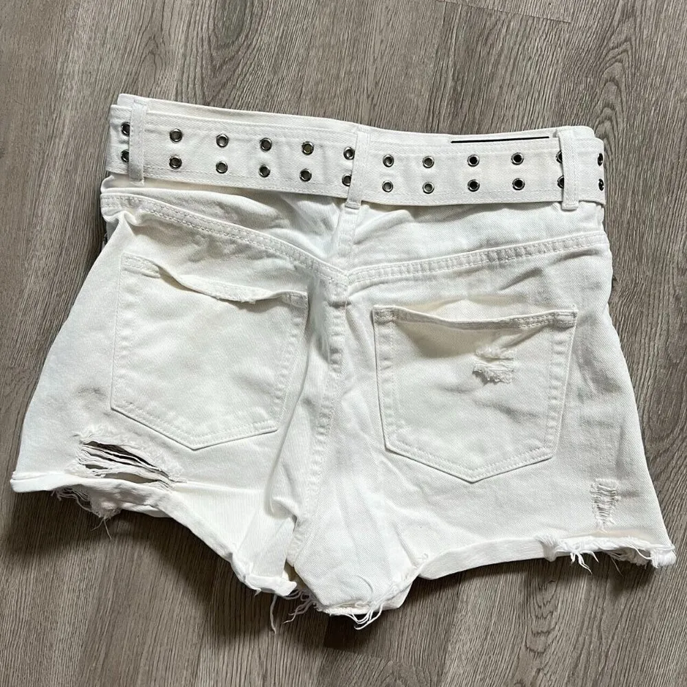 The Koople Women Ripped White Denim Shorts Size 30 High Waist With Belt - Image 8