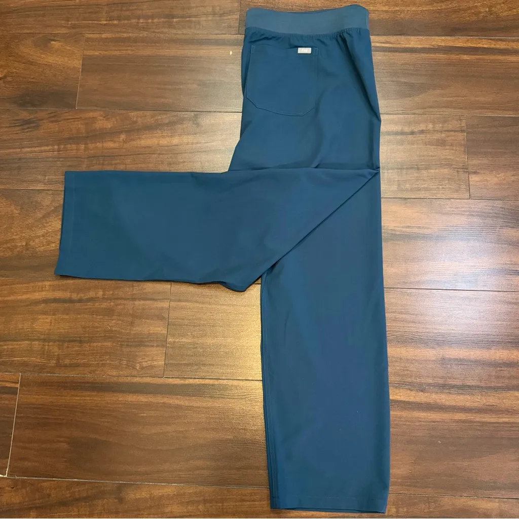 Figs Women's Livingston Scrub Pants in Dark Harbor - Image 3