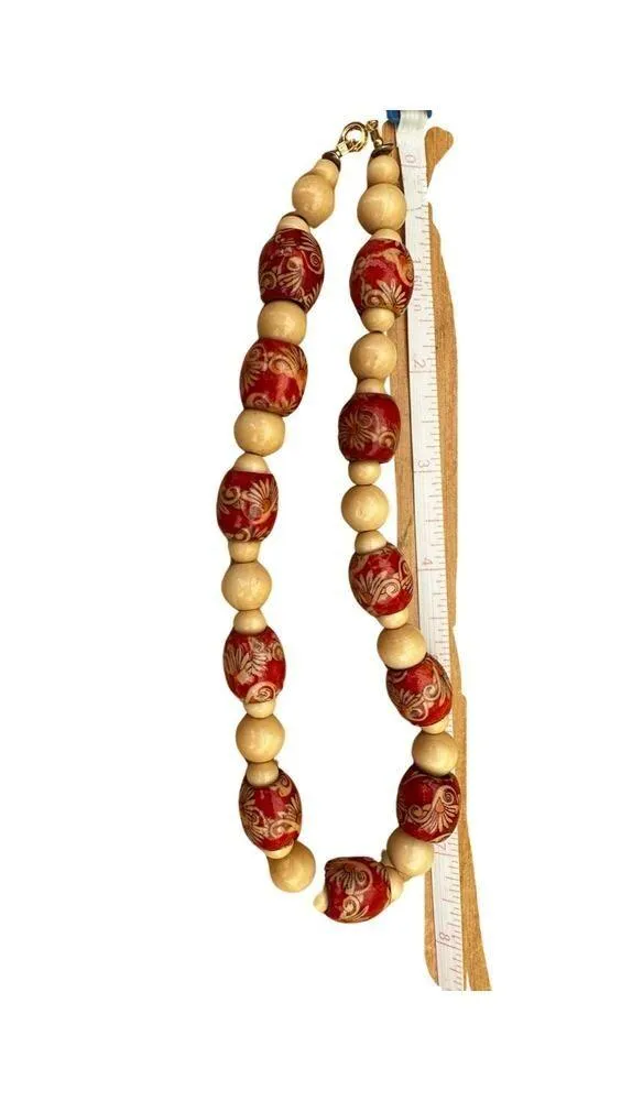 Wooden Bead 90s Asian Floral Vintage Choker Necklace Red - Image 4