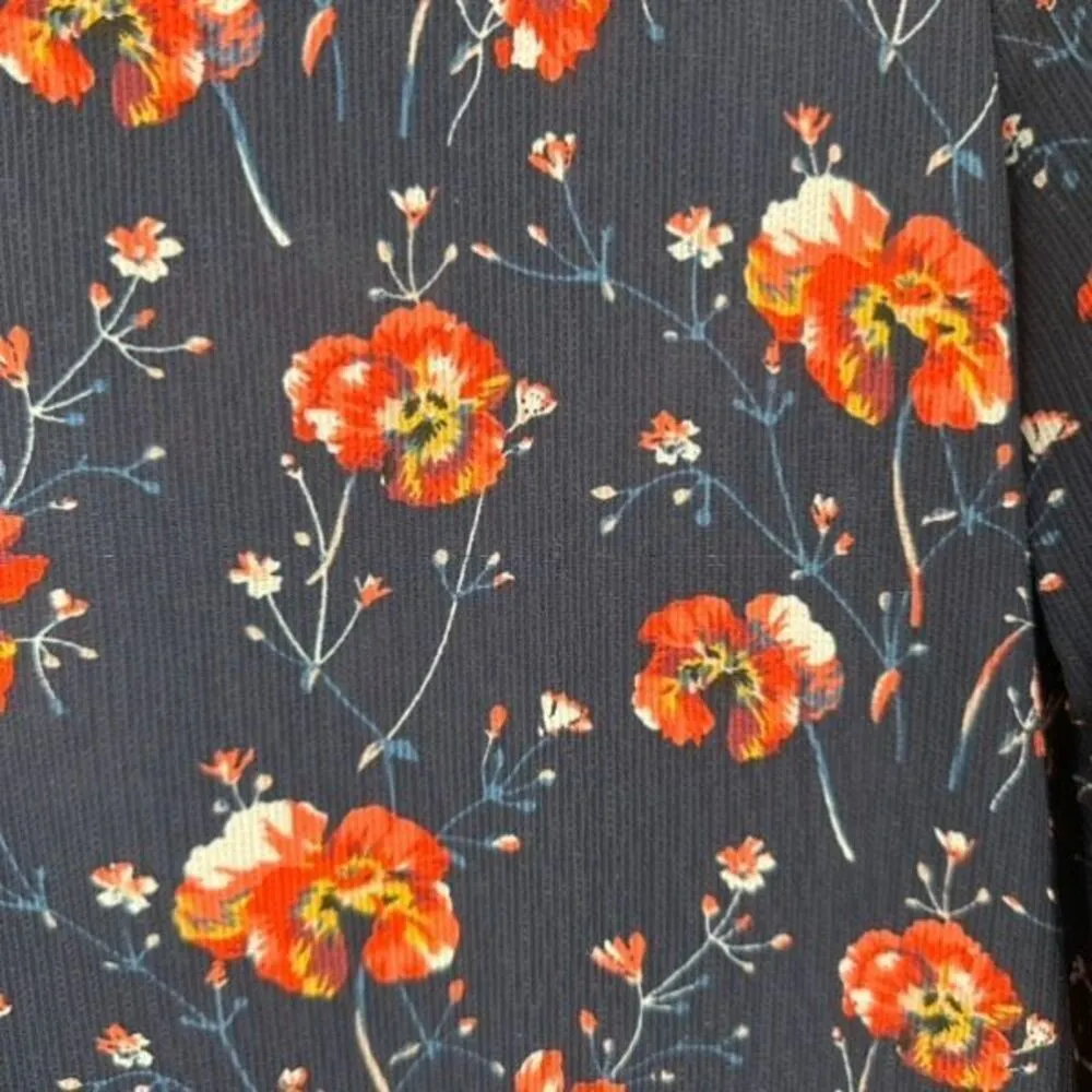 Papillon Floral‎ Ribbed Swing Blouse Navy & Red Size medium - Image 11