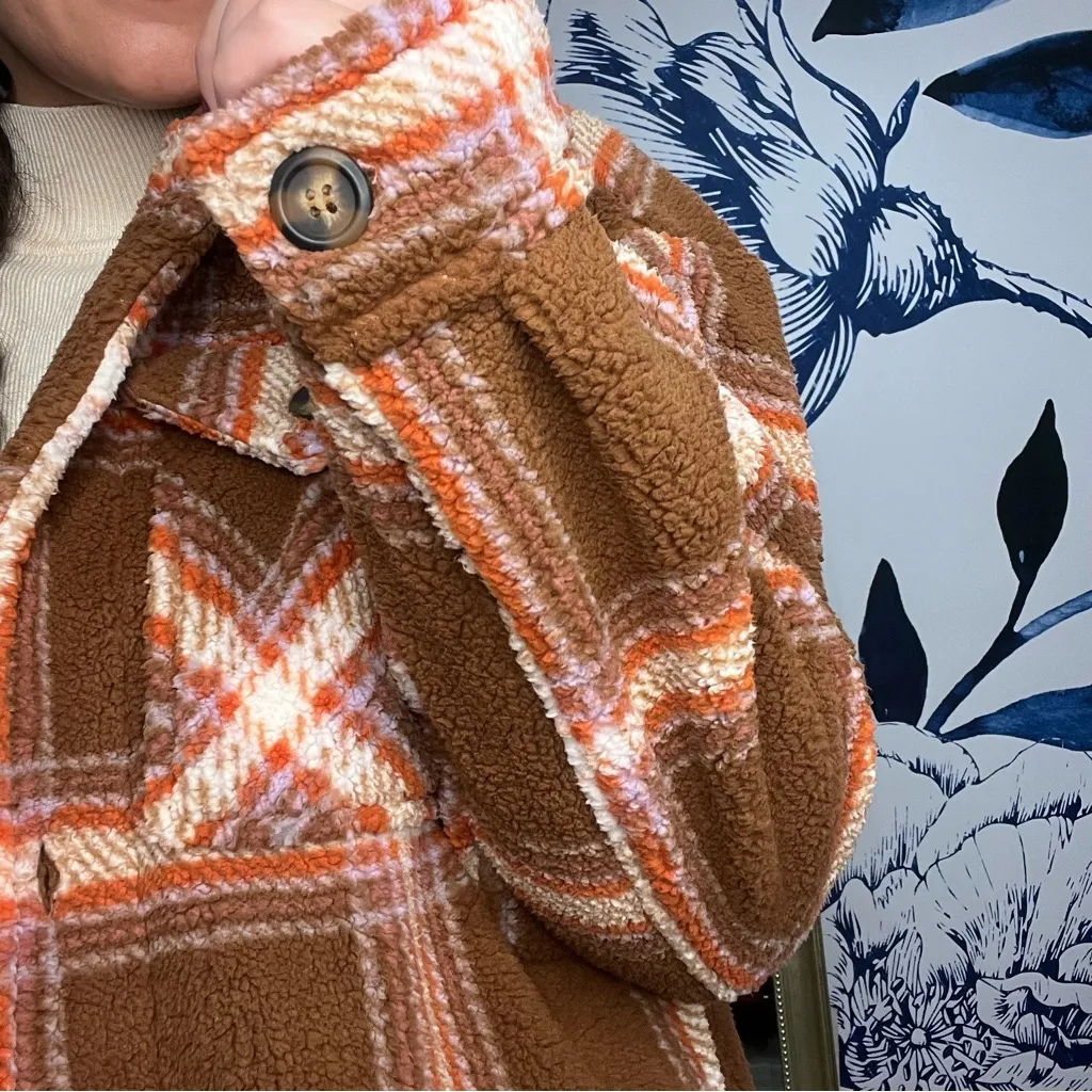 Brown Plaid Fleece Teddy Jacket Size L - Image 5