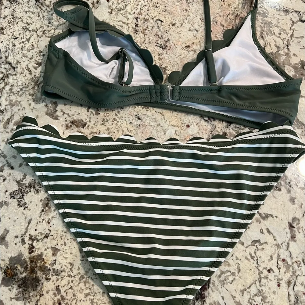 Women’s Cupshe Medium Green Striped Bikini Bathing Swim Suit - Image 3