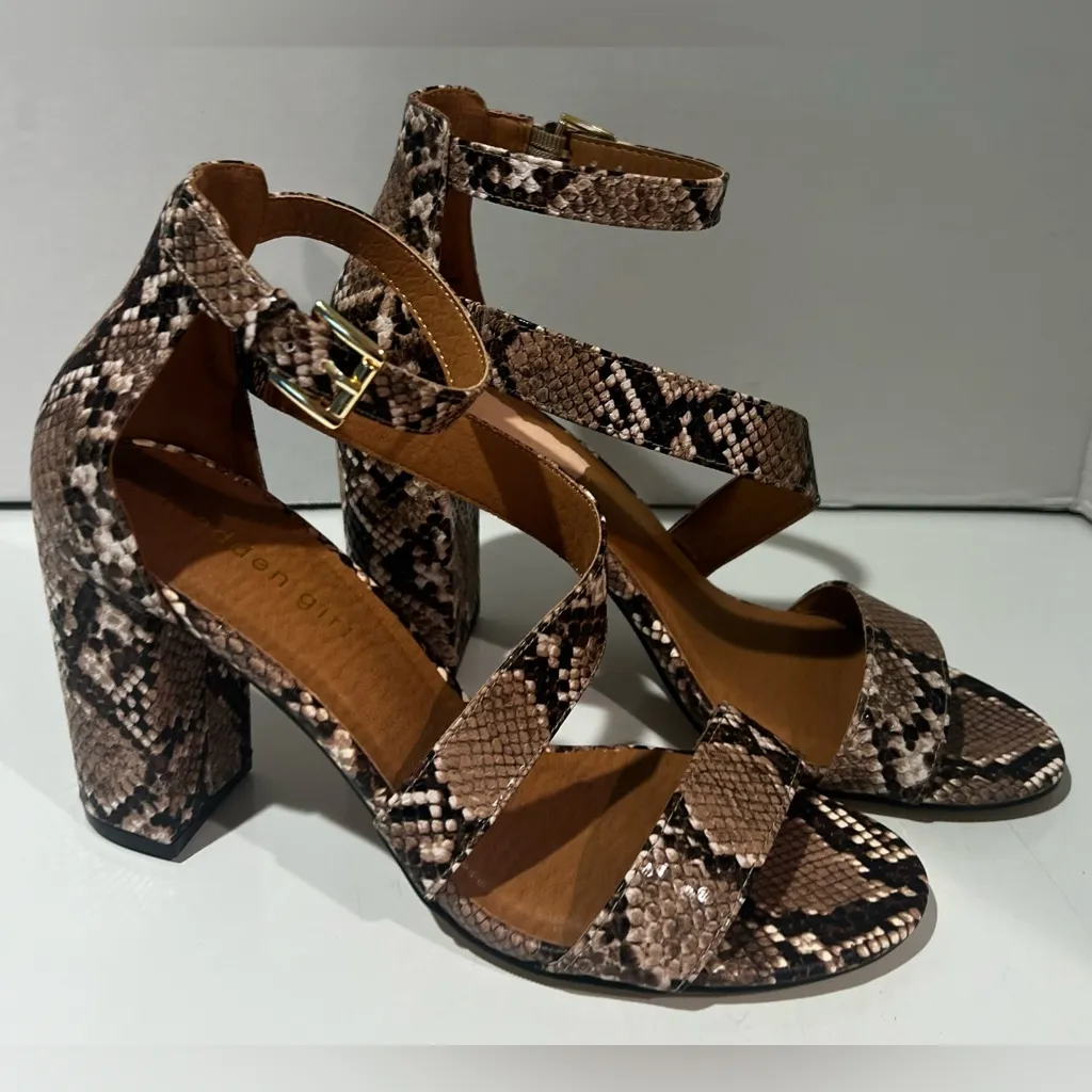 Madden Girl Hansleyy Snake Skin Block Heel Almond‎ Toe 3-Strap Sandals Size 8 - Image 4
