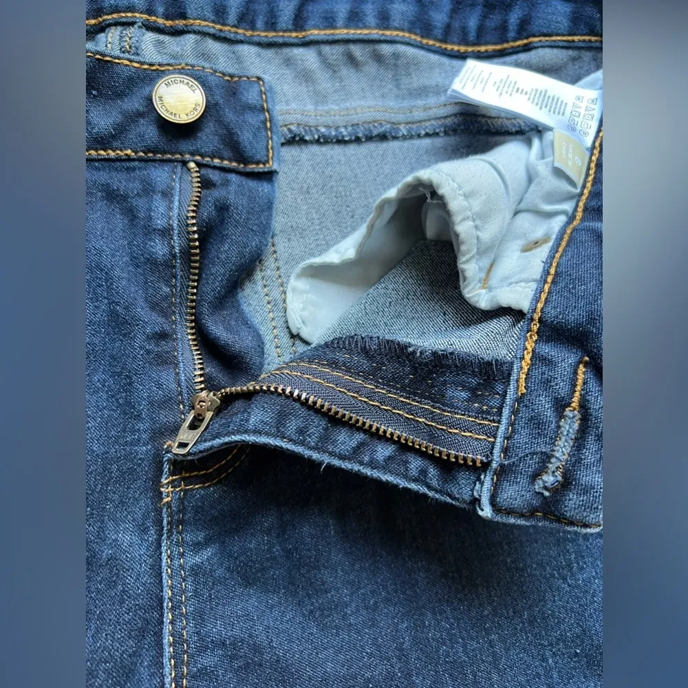 Michael Kors  | woman’s denim Capri/cropped  pants. Size: 8. - Image 11