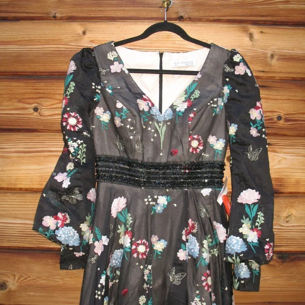 NWOT Mac Duggal 79361 EMBROIDERED BISHOP SLEEVE V NECK FLOWY GOWN Black Size 4 - Image 8
