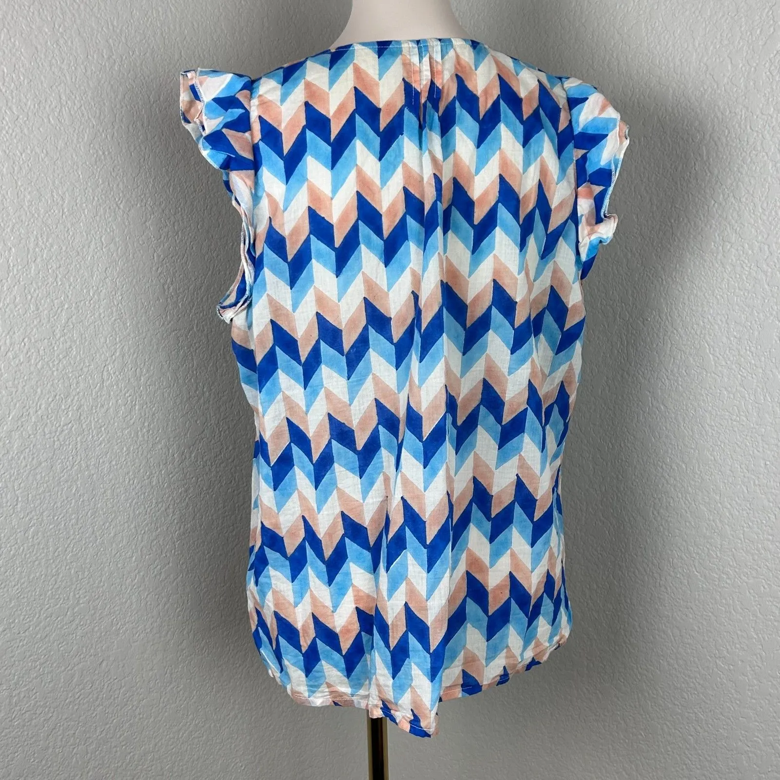 Roberta Roller Rabbit Women's Chevron Blue Top Blouse Fluter Sleeve Size M - Image 4