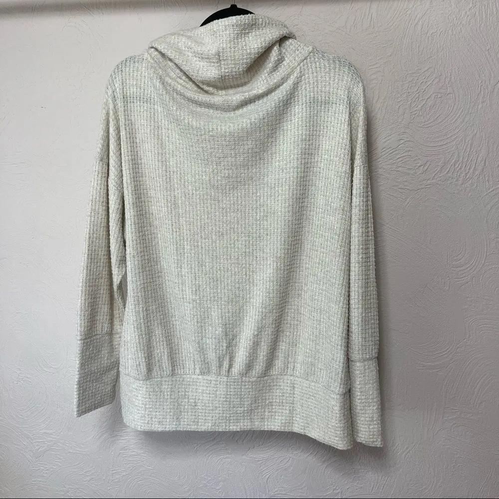 Time and Tru Funnel Neck Top szL - Image 2