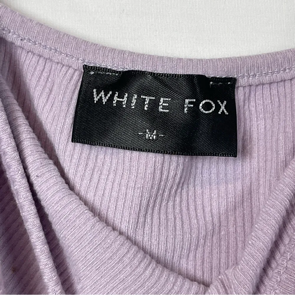White Fox Boutique Lavender Strappy Top SZ:M - Image 4