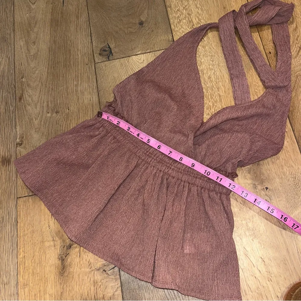 Express NWT Peplum textured halter top mocha Small - Image 5