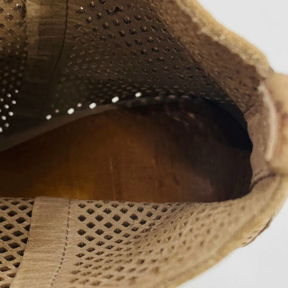 Frye Gabby Perforated Ghillie Corset Lace Up Booties Taupe Tan Size 9 MSPR $328 - Image 13