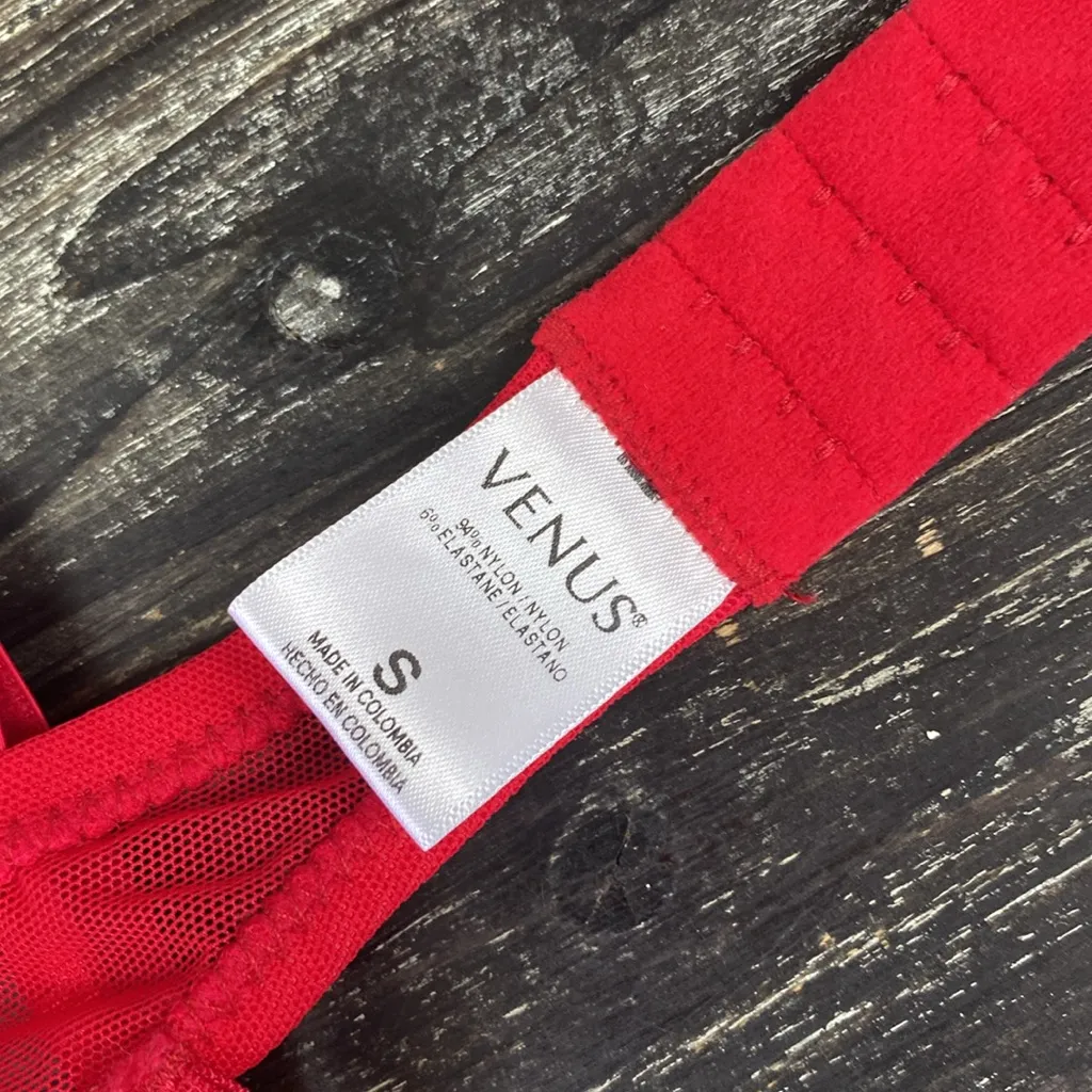 Venus  Red Sheer Underwire Unlined Bra S - Image 6