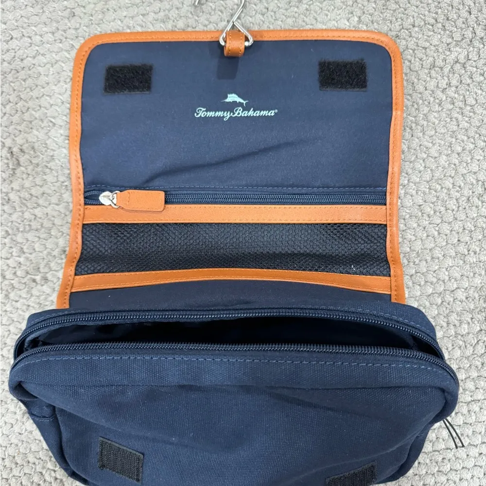 Tommy Bahama travel bag - Image 6