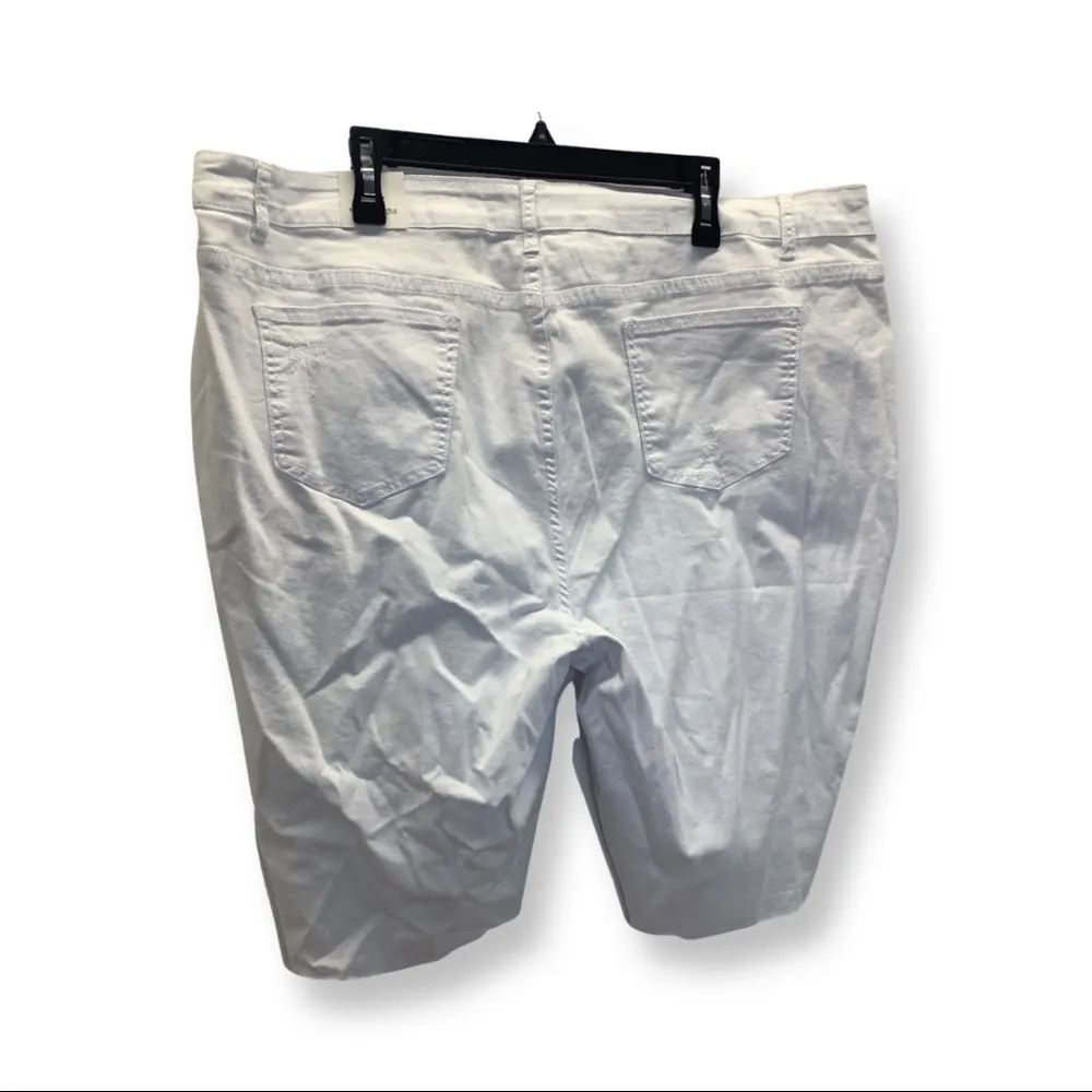 Eighty Eight Premium Distressed Ripped Bermuda Size 24W NWT - Image 3