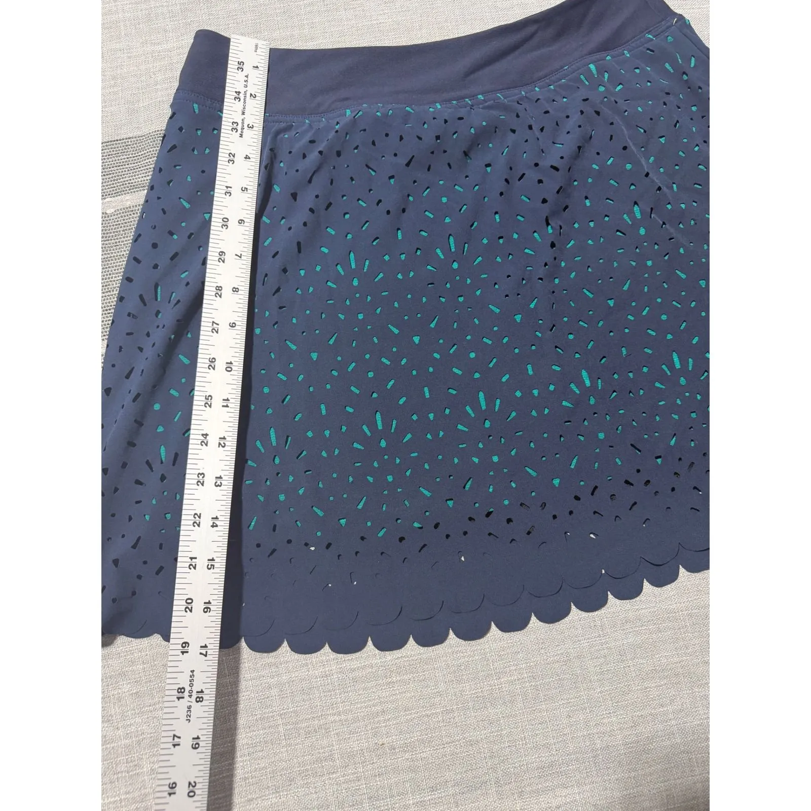 Title Nine Women's Athletic Skirt Tennis Golf Skort Laser Cut Perforated Navy M - Image 2