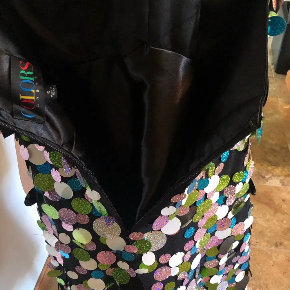 Colors Size 6 Halter Iridescent Shimmer Sequin Disc Party Dress Homecoming NWT Black - Image 5