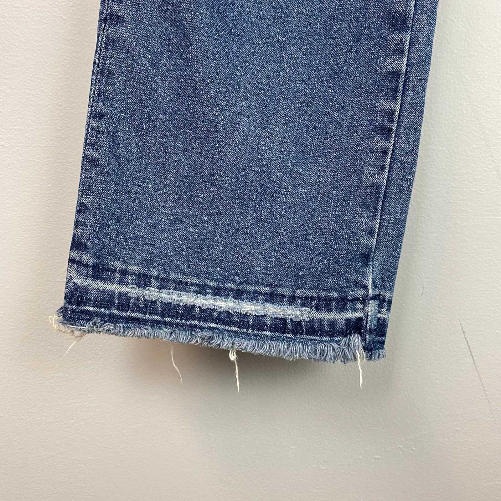 Driftwood Audrey Floral Embroidered Straight Skinny Raw Hem Distressed Jeans 32 - Image 5