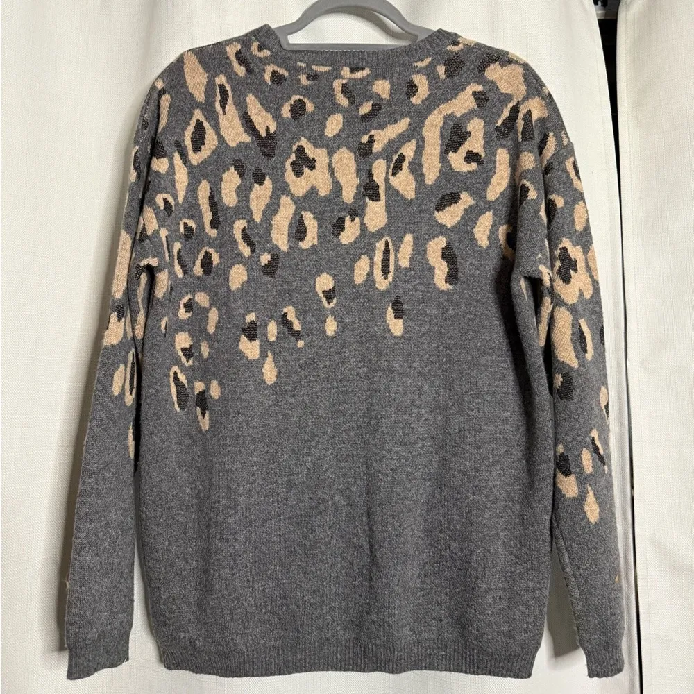 Anthropologie Chrysanthemum Grey Tan Cheetah Print Wool Blend Sweater Small - Image 2