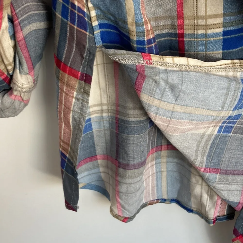 Love Note| Lightweight Plaid Shirt sz Small - Image 6