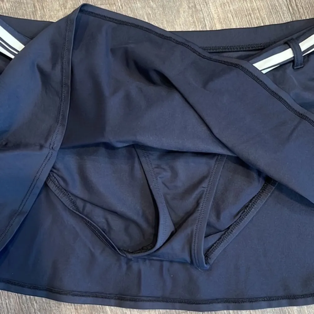 Jag swim bottom skirt in black tie belted waist - Image 4