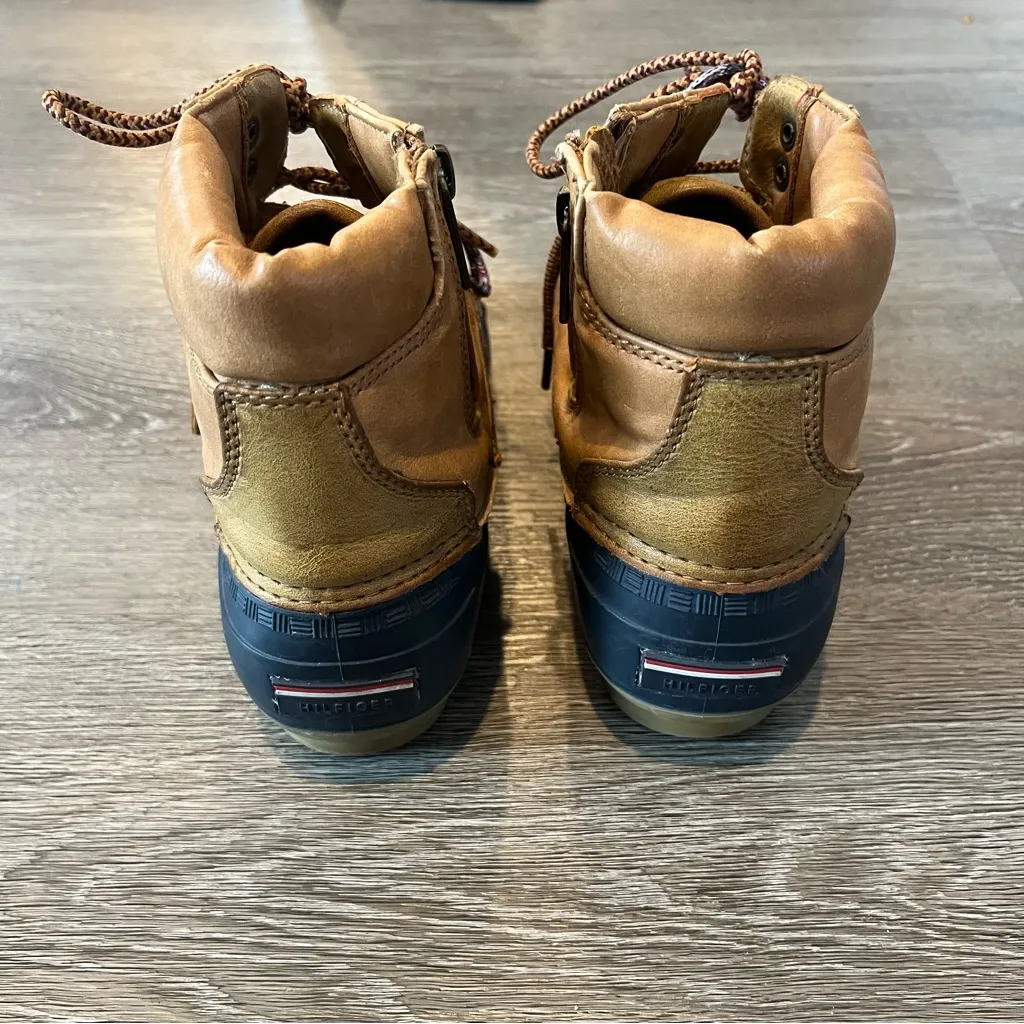 Tommy Hilfiger  Tan Leather Duck Boots Women’s Size 7 - Image 4