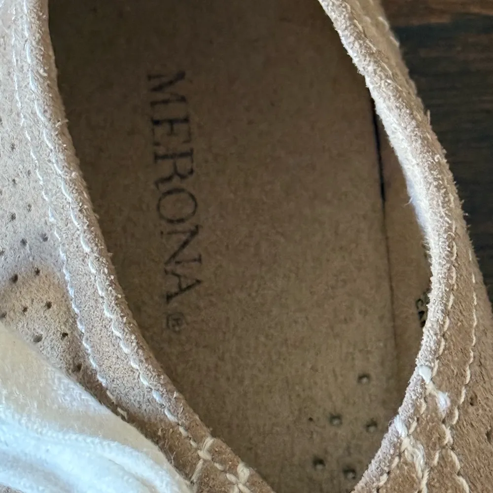 Merona Beige Suede Leather Casual Lace Up Sneaker - Size 6.5 - Image 6