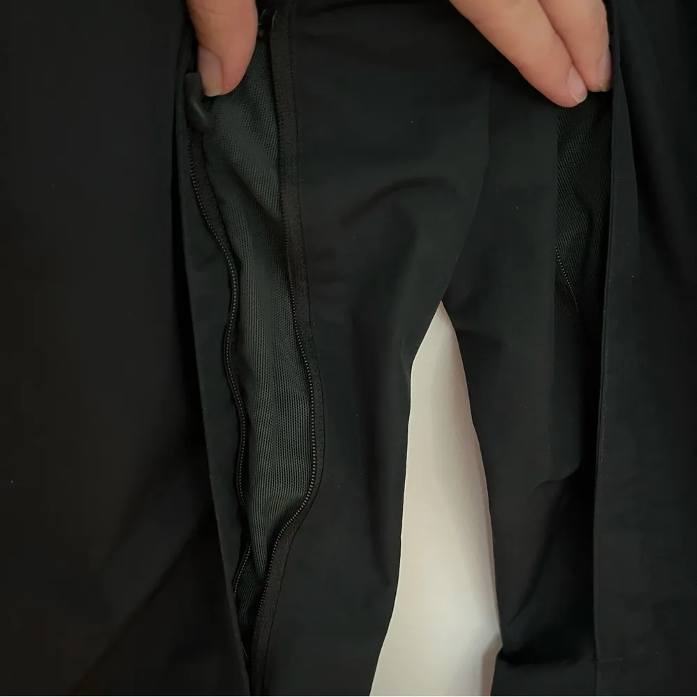 Eastern Mountain Sports Insulated Ski Snowboarding Snow Pants Women's Small - Image 7