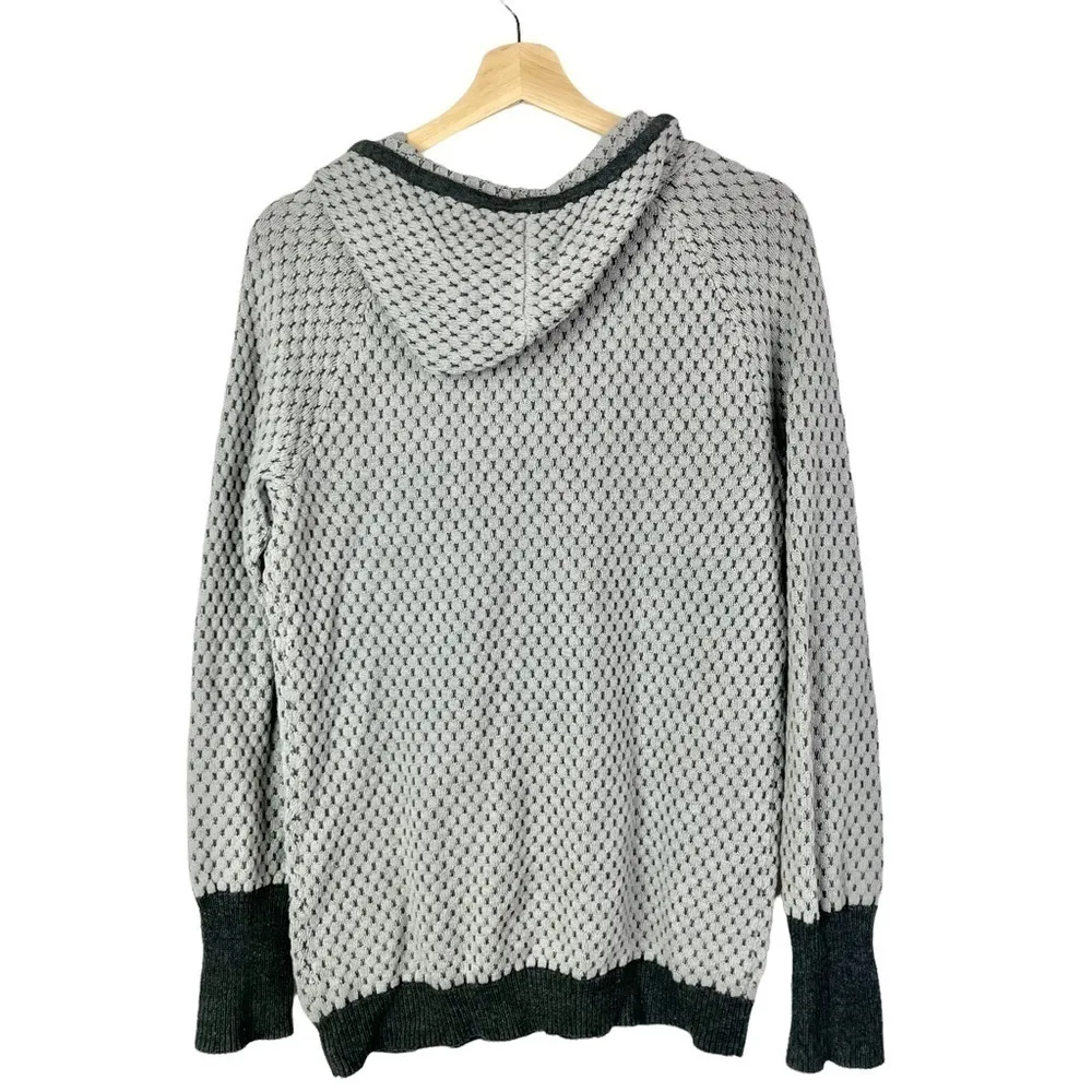 Shrinking Violet Gray Knit Pullover Hooded Sweatshirt L - Image 2