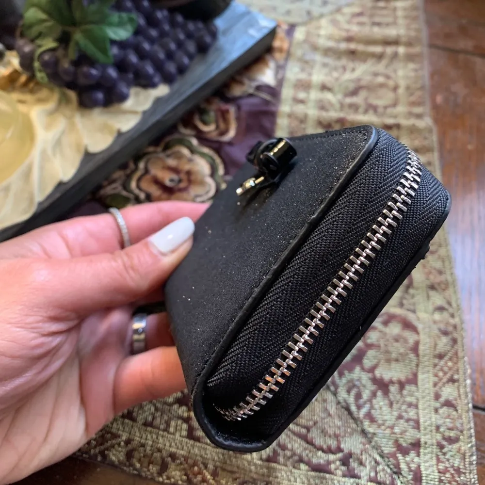 Authentic KATE SPADE Glitter Leather bow w crystal zip around wallet - Image 5