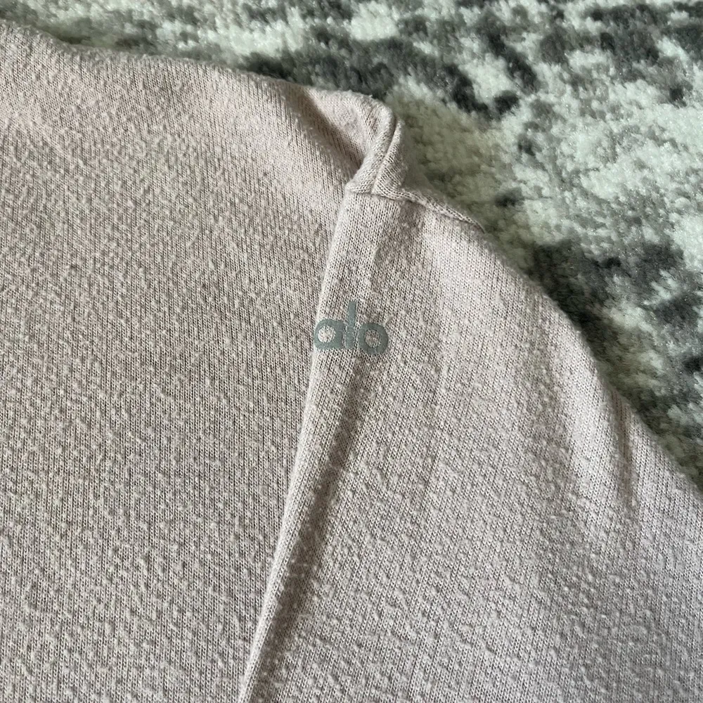 Alo Yoga Soho Pullover in Dusty Pink - Image 9