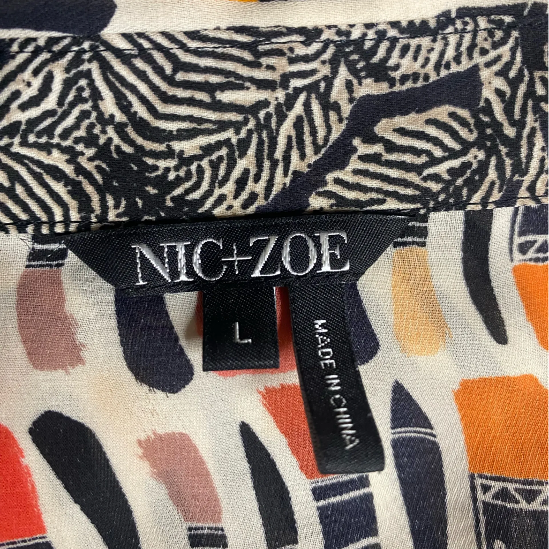 NIC+ZOE Paintbrush Print Blouse
Size L - Image 11