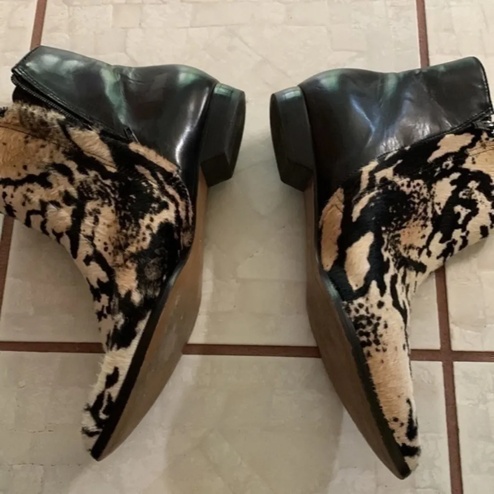 Derek Lam EUC 10 Crosby  calf hair and leather booties - Image 6