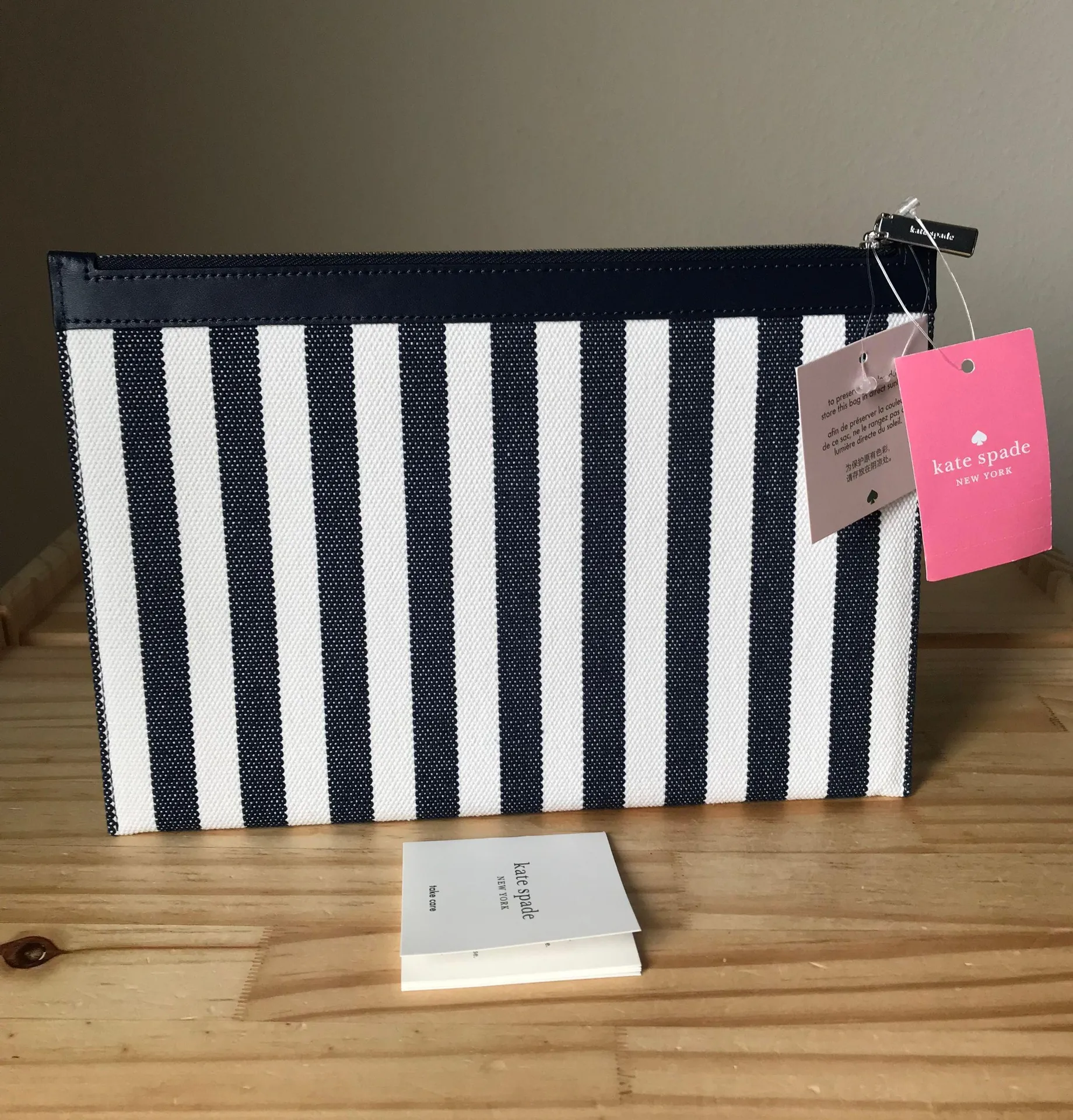 large zip pouch - Image 3