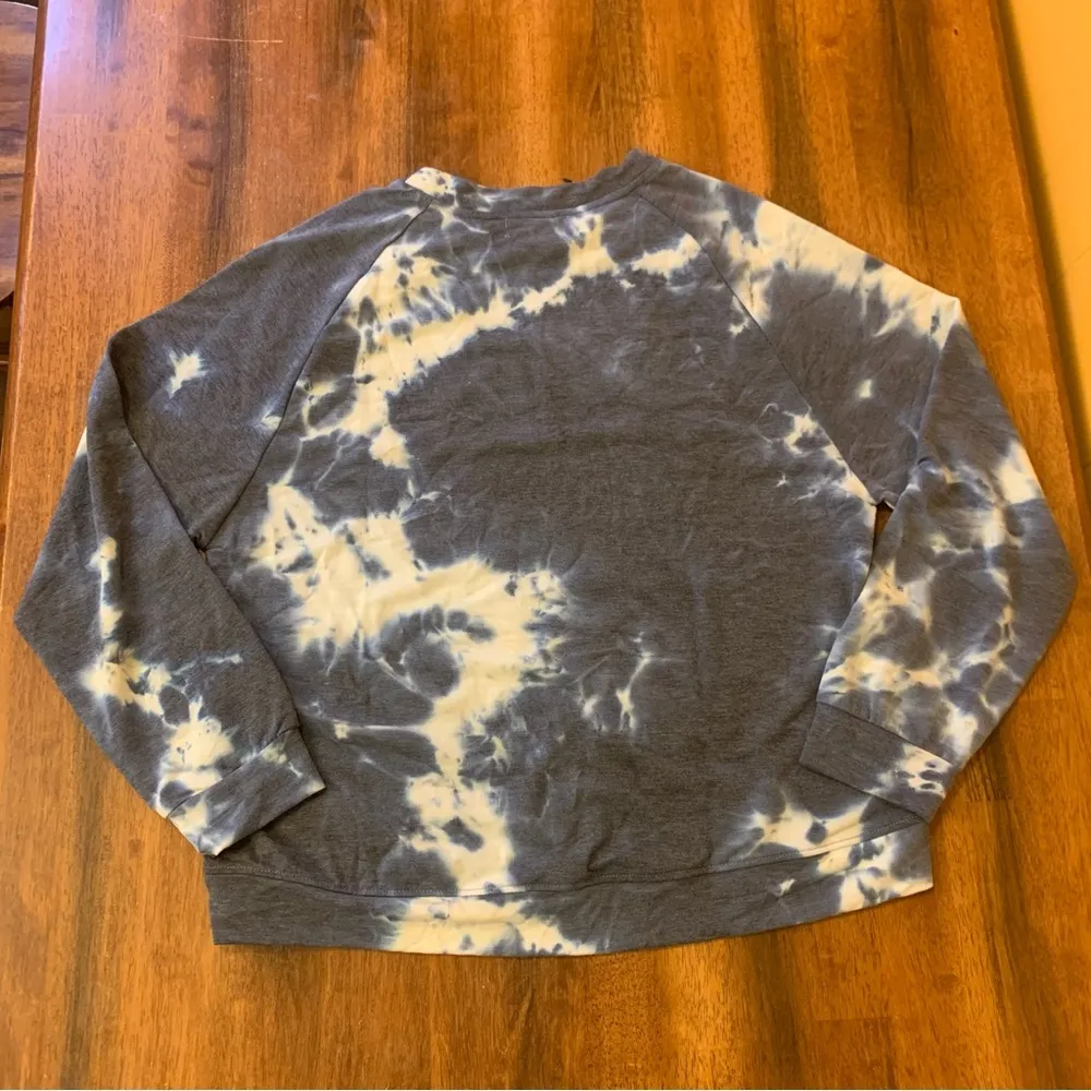 Rae Dunn NWT sweatshirt large Miss Independent Tie Dye navy & white lightweight - Image 6