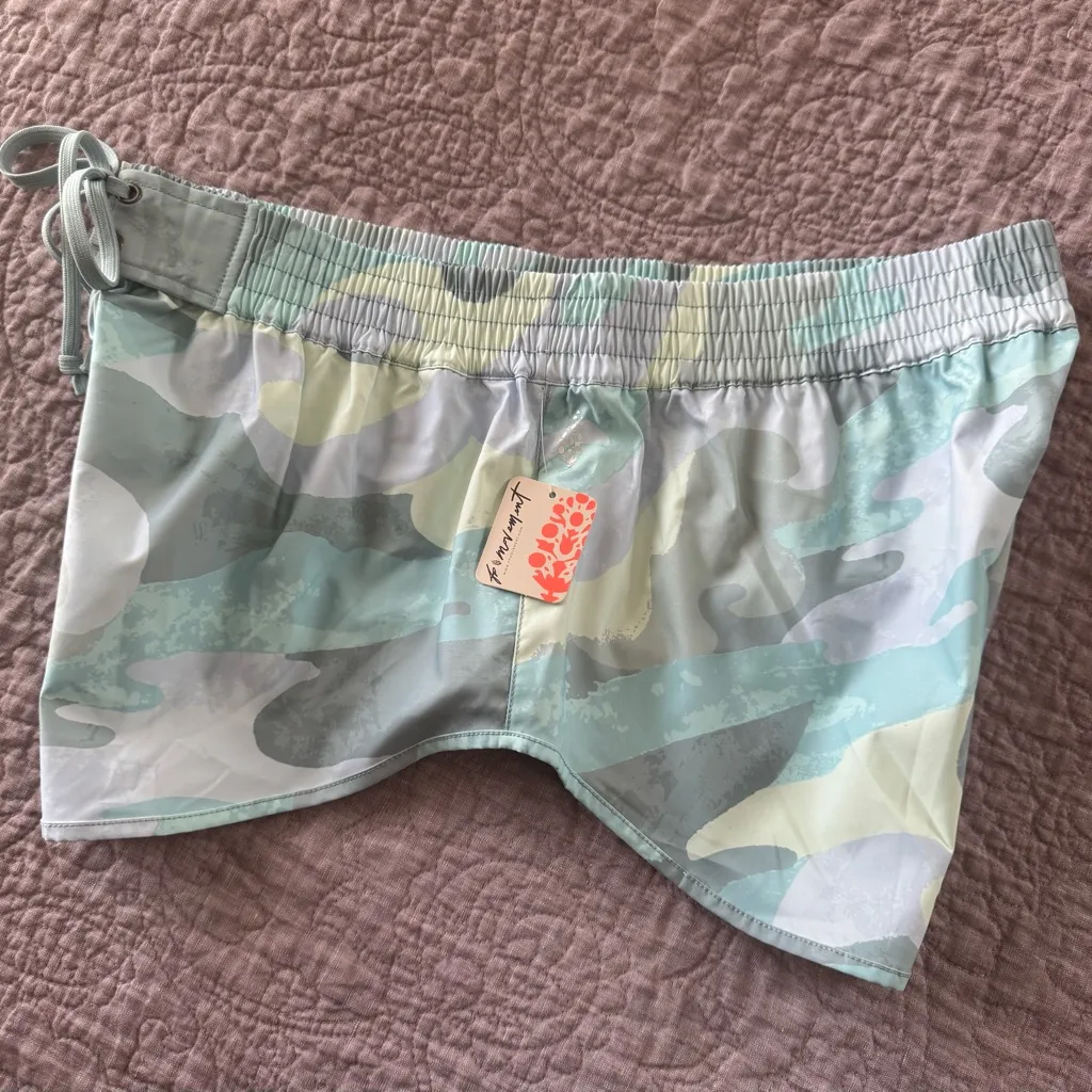 NWT Free People Easy Does it Camo Print Athletic Shorts XL - Image 8