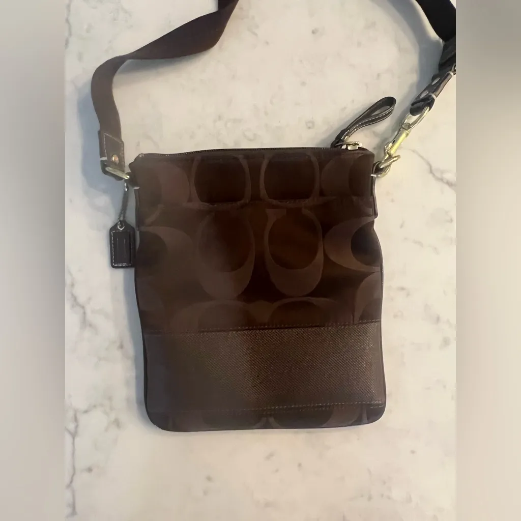 Coach Crossbody Rambler Bag Purse Brown Handbag Classic Beauty 8.5" X 7.5" EUC - Image 2