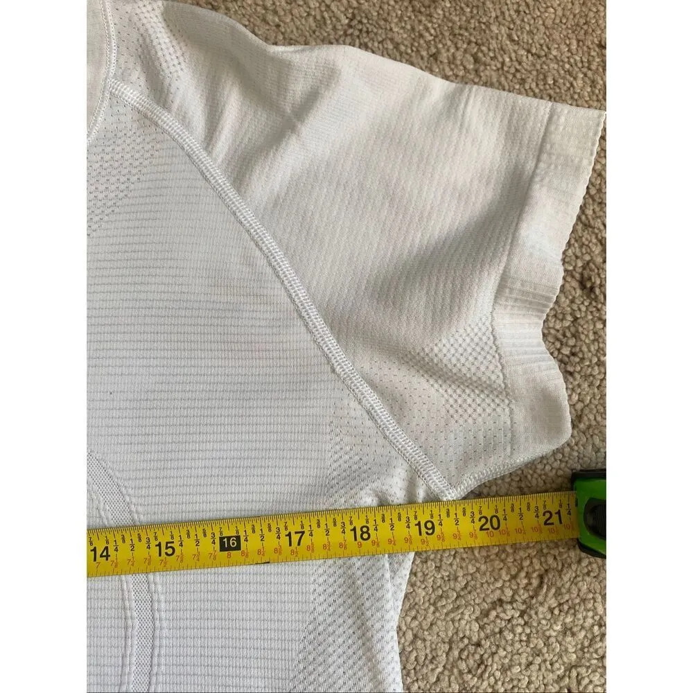 Lululemon Swiftly Tech Short Sleeve crew size 12 - Image 5