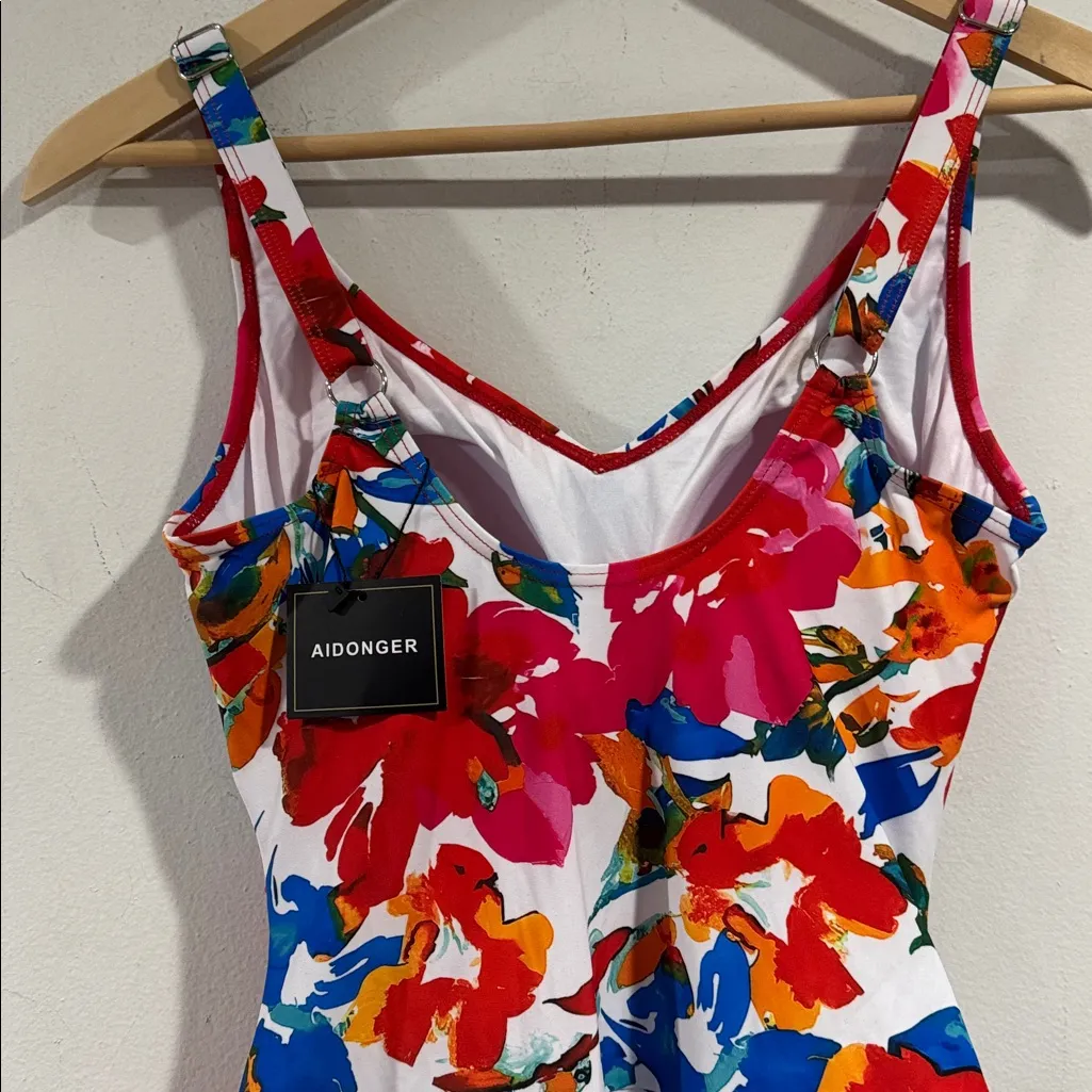 Swimsuit Floral Print Dress one piece lined Vivid Colors NEW medium swim Red - Image 4