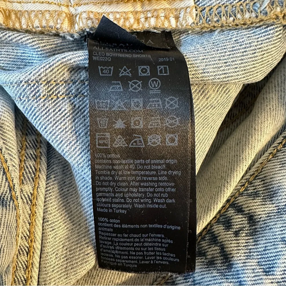 All Saints Cleo Boyfriend Shorts in Ice Blue Light Wash Distressed size 25 - Image 11