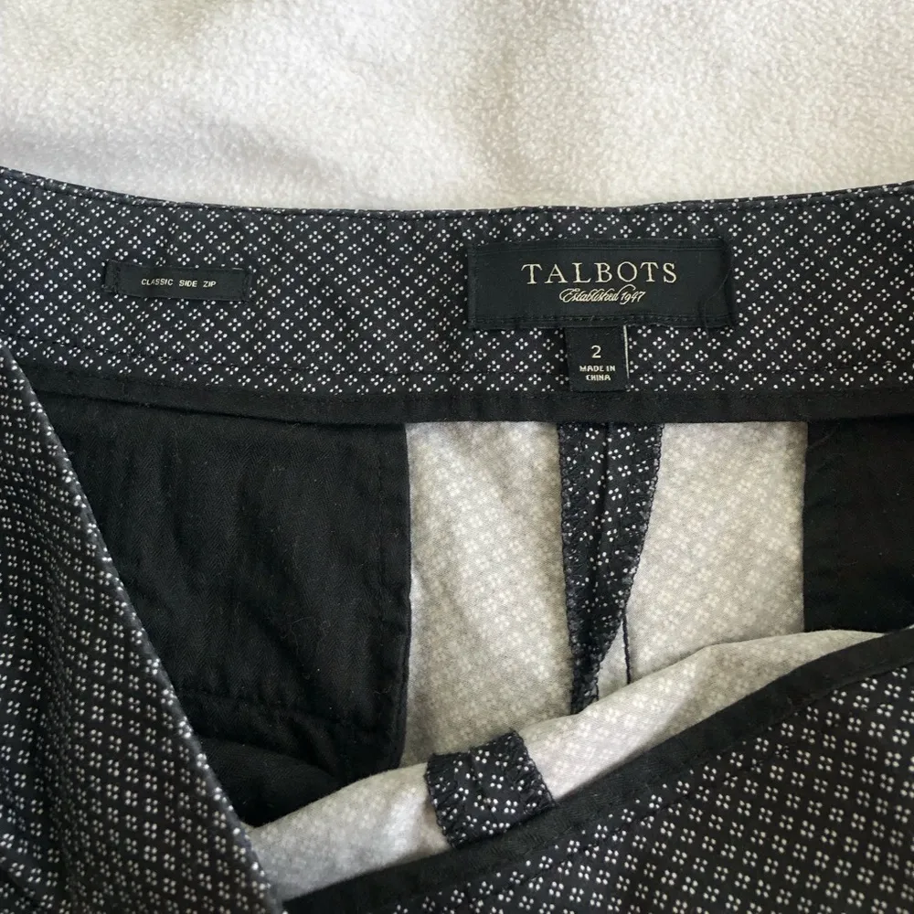 Talbots  skinny pant black side zip - Image 11