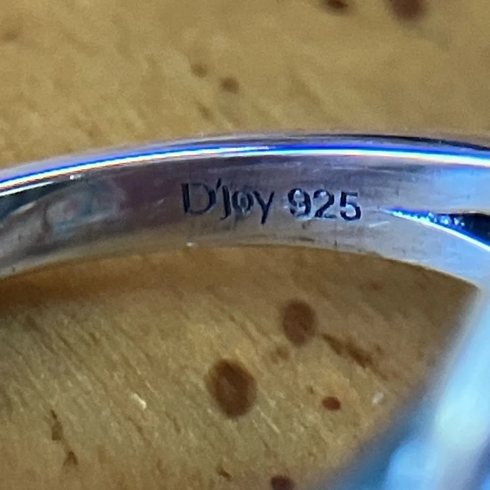 White Buffalo Sterling Silver Ring Size 7 Black - Image 6