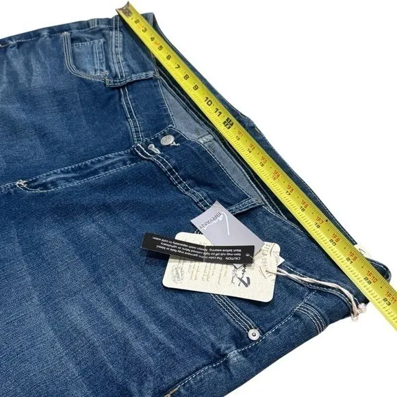 NEW Seven 7 for all Mankind Bermuda Jean Short/Capris Mom Summer Size 24 - Image 8