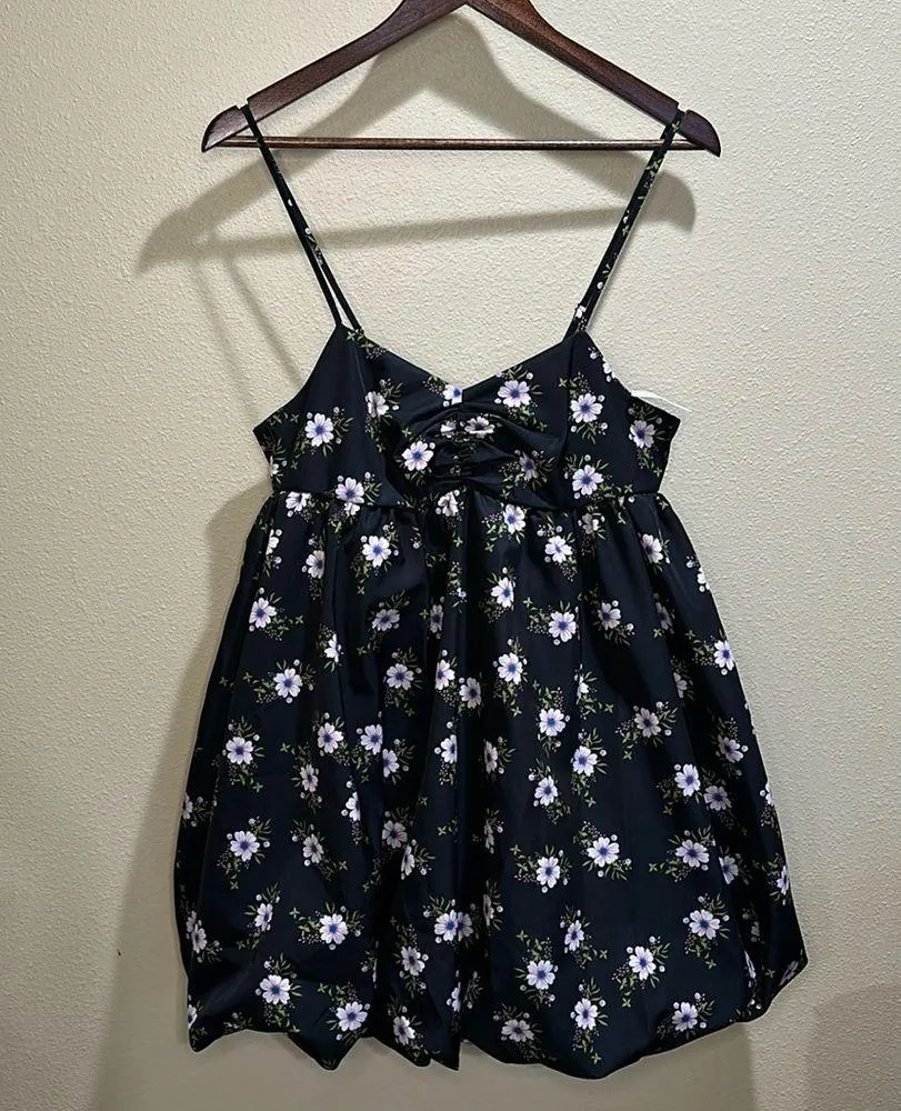 NWT Free People size small in A Bubble Mini Dress in Black - Image 4