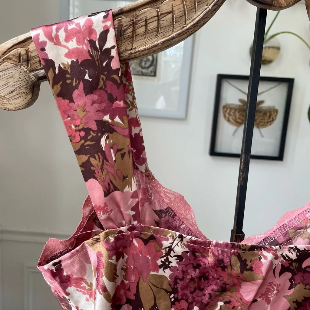 Vintage Y2K Floral Satin Camo Tank Lace Trim Mauve Pink Burgundy M Size M - Image 5