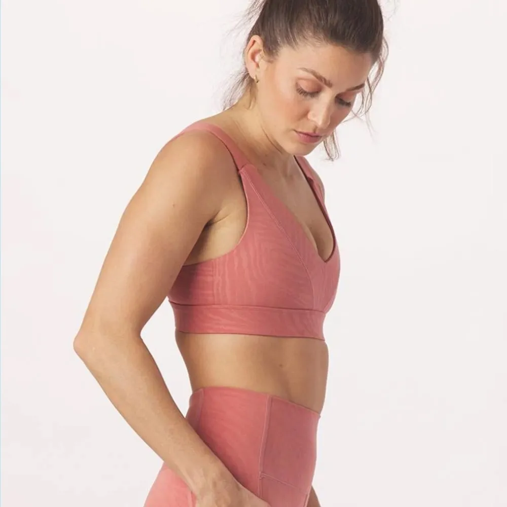 Glyder | Mauve Pink Clay Zebra Gloss Tide Sports Bra New - Image 49