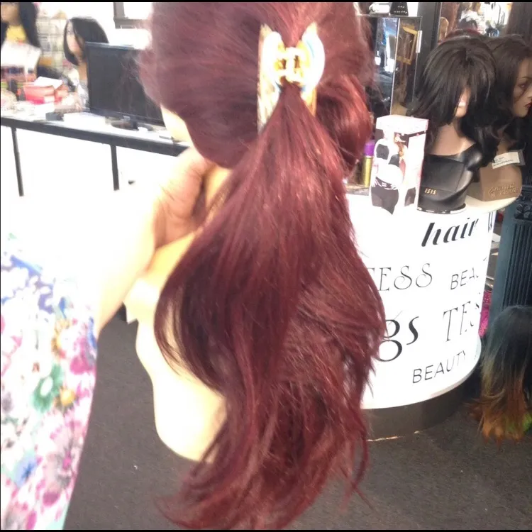 Burgundy Wig Long layers Lacefront Wig Chicago wig - Image 3