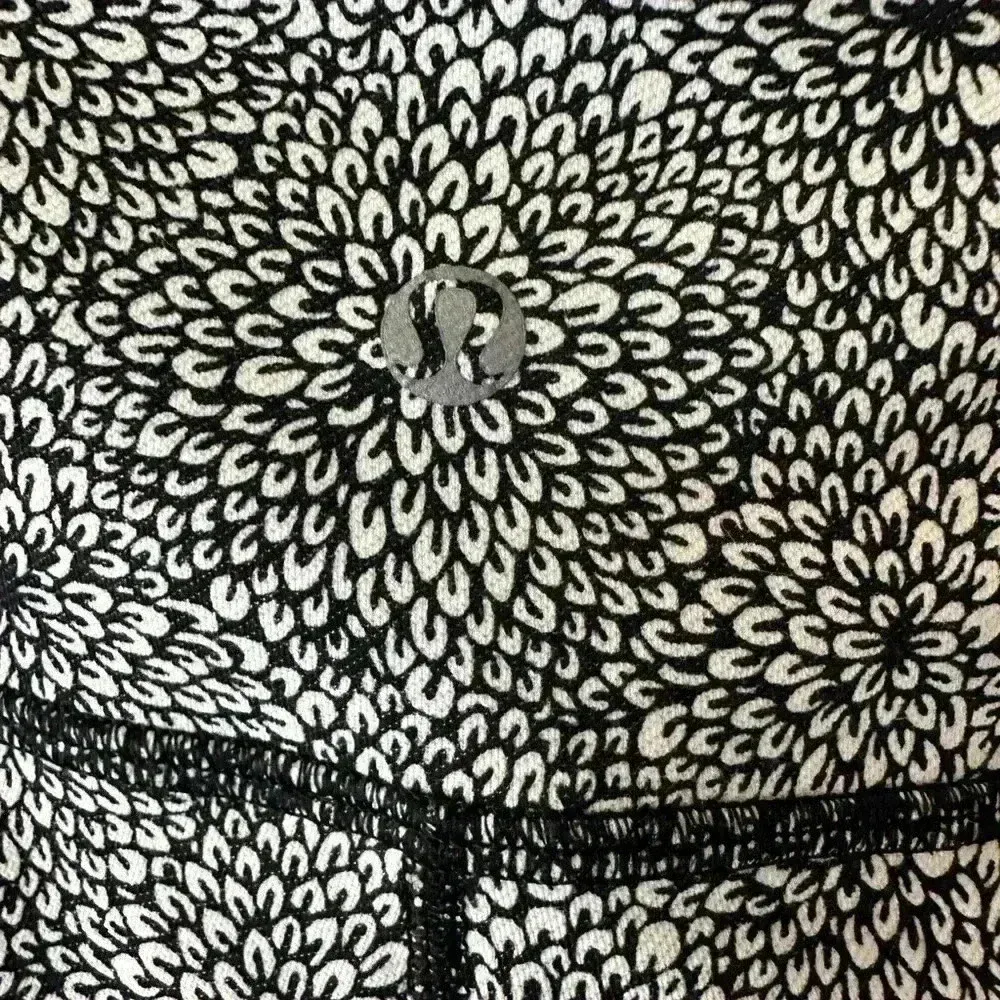 Lululemon Wunder Under Pant Color: Plush Petal Deep Coal Ghost 10 - Image 4