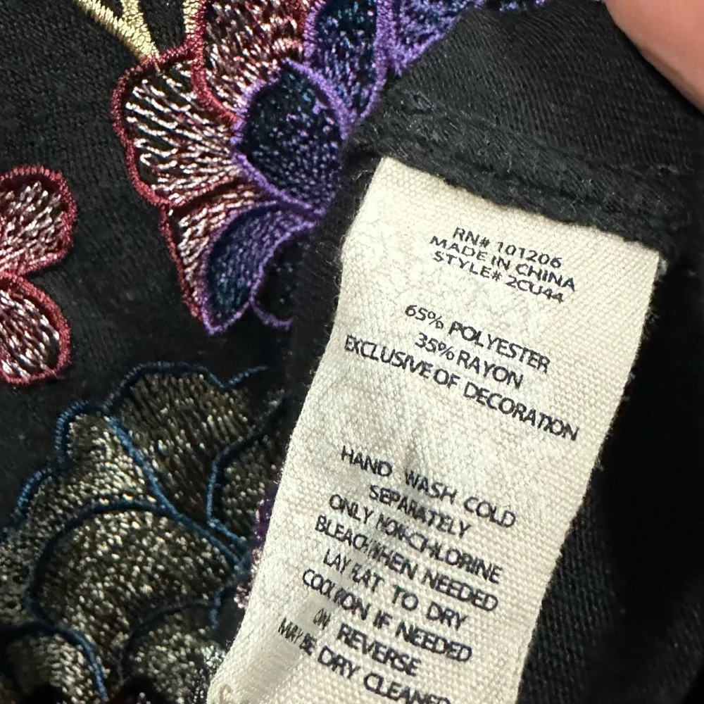 Soft Surroundings Embroidered Floral Long Sleeve Velvet V Neck Tunic Top Small - Image 10